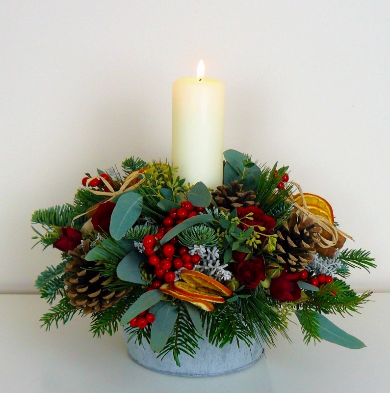 Oranges / Cinnamon Table Arrangement