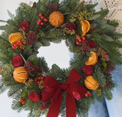 Traditional Christmas Wreath   Orange Slices