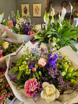 Petals Delivery from £49.95  Bouquet of the Day